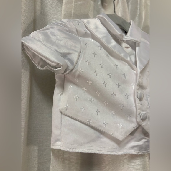 BABY 👼White Shirt /Vest and Bonnet Set 0-3 Months - Picture 4 of 10